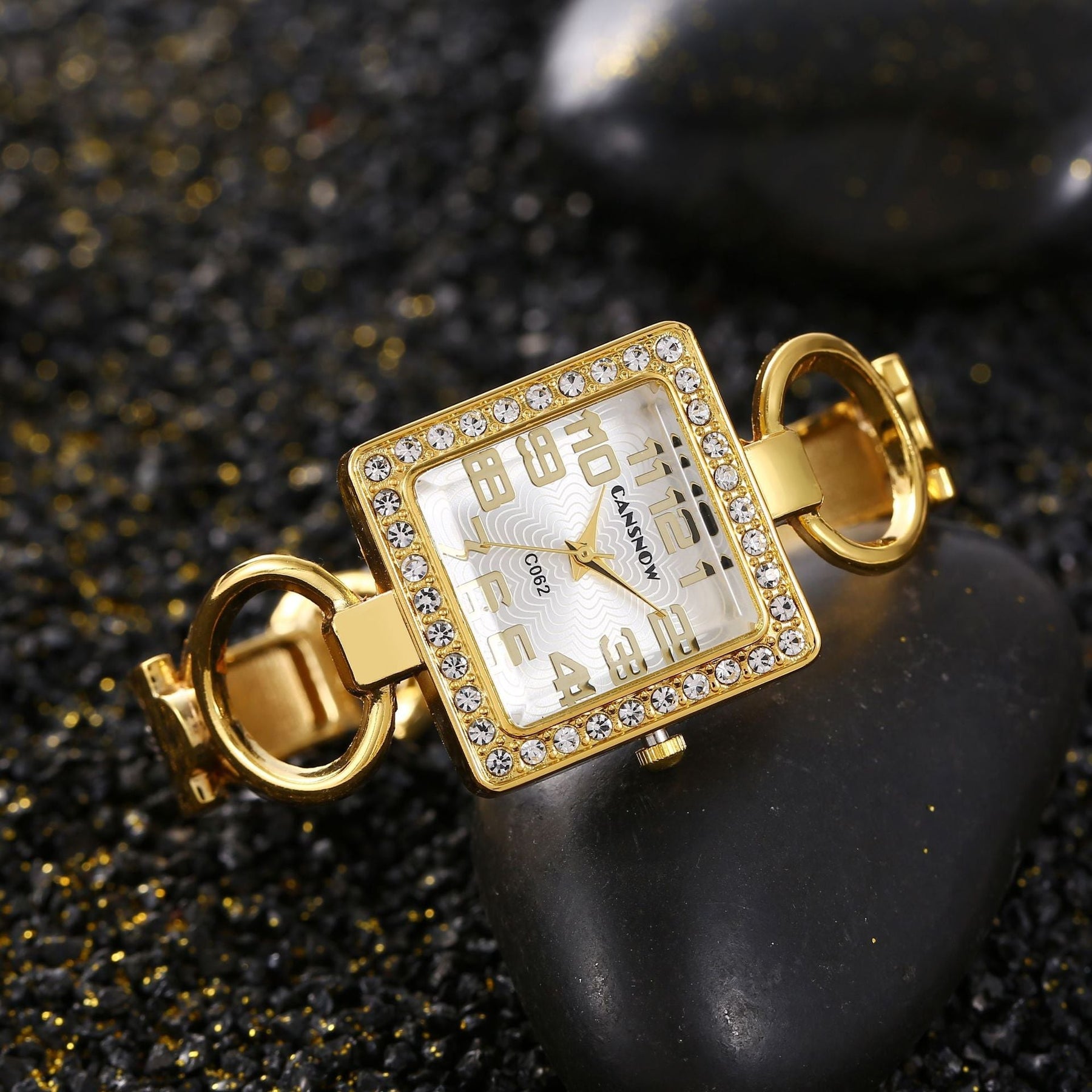 EMPRESS GOLD BRACELET WATCH