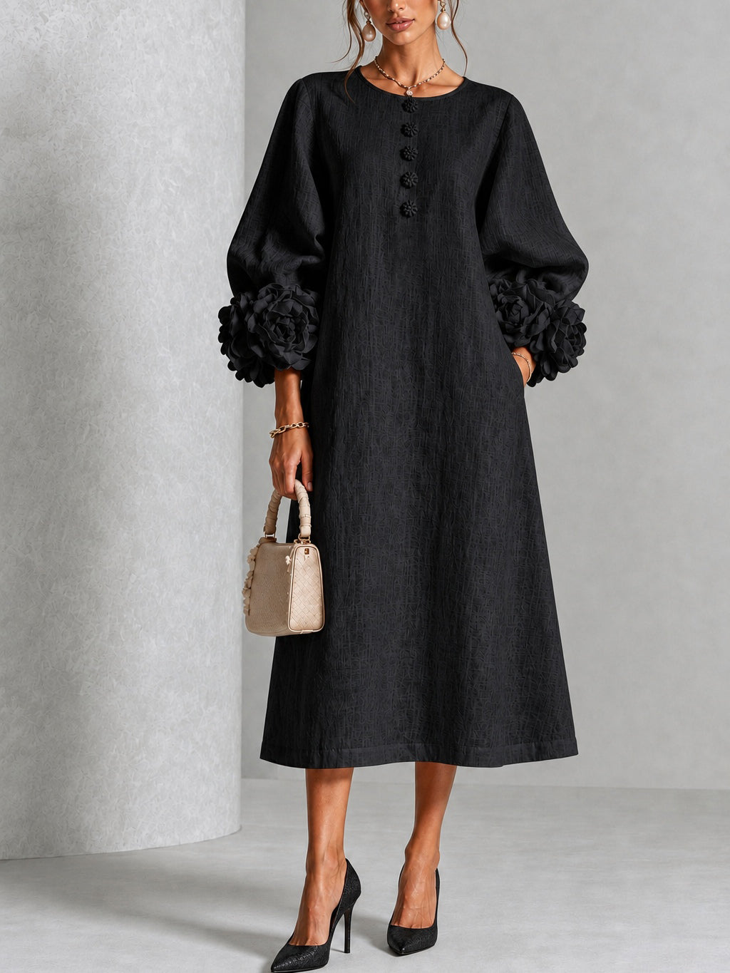 Néva | Black Floral Button-Up Dress