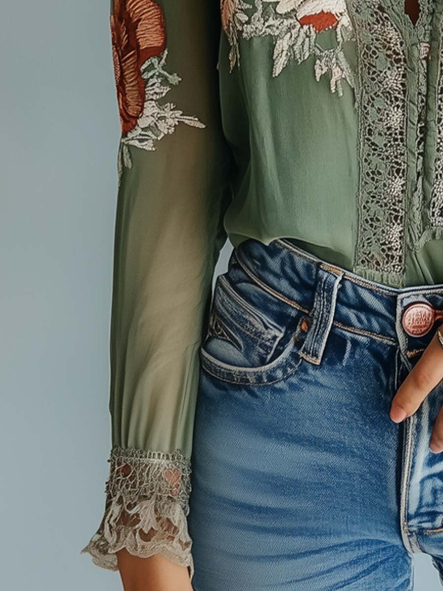 Sienna | Lace Trim Floral Blouse